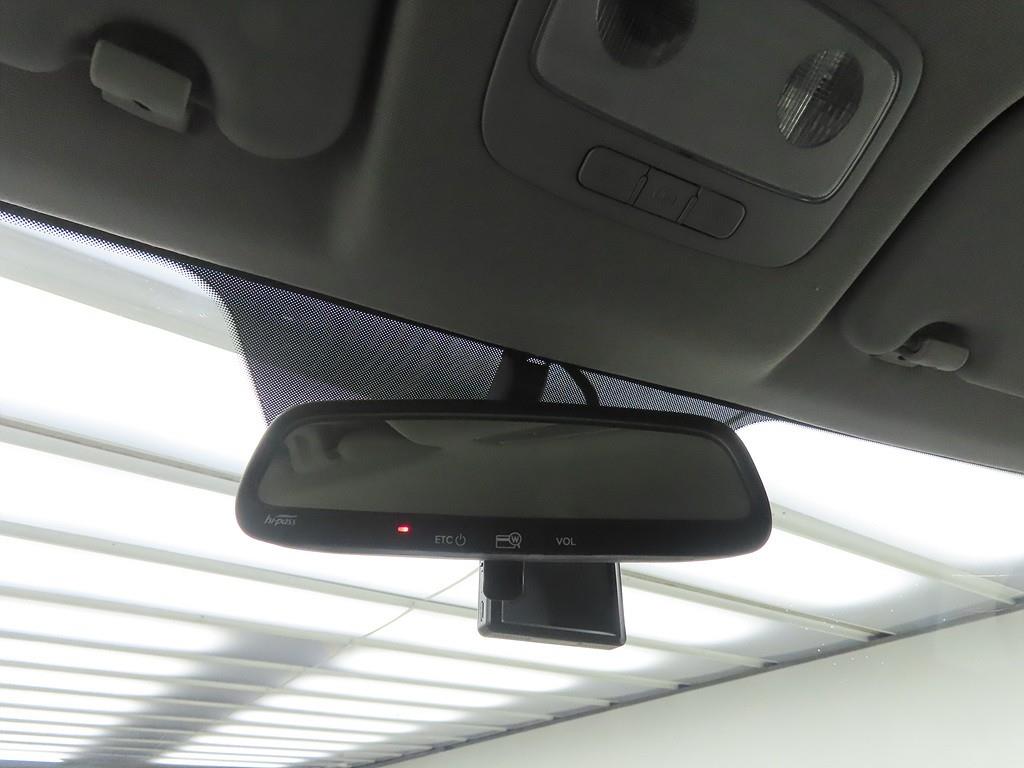 HYUNDAI Starex - Vista 12