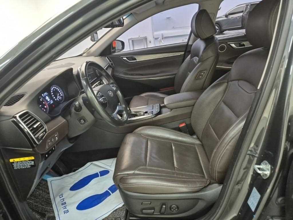 HYUNDAI Grandeur - Vista 11