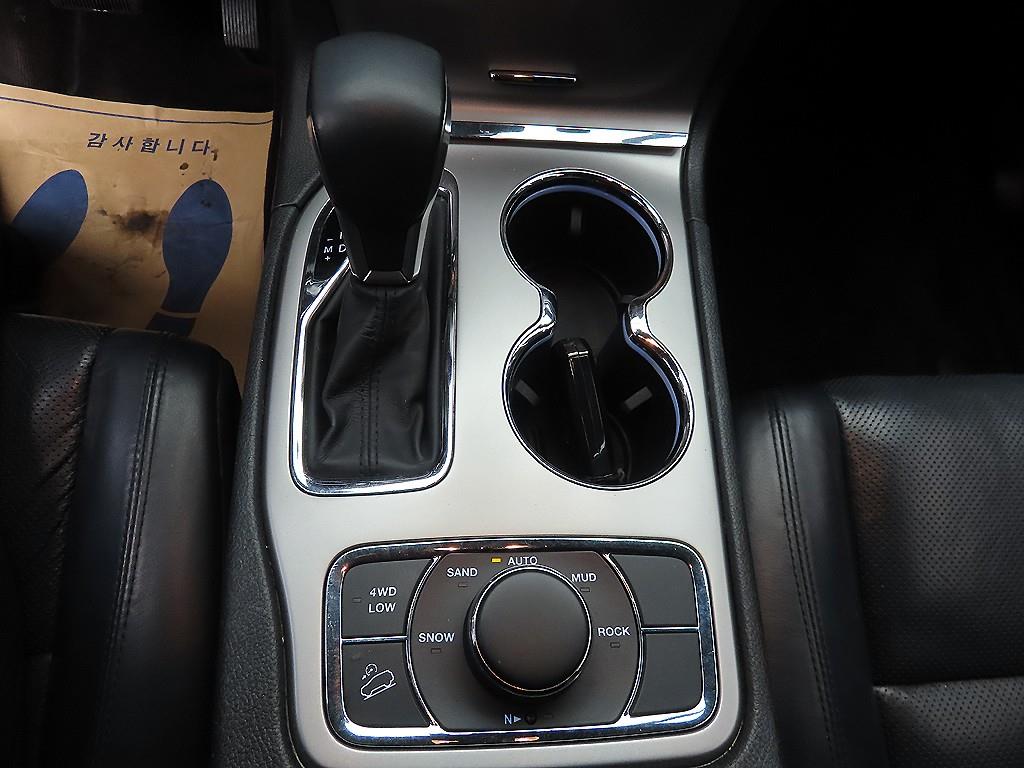 Jeep Cherokee - Vista 10