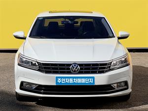 Volkswagen Passat - Vista 2