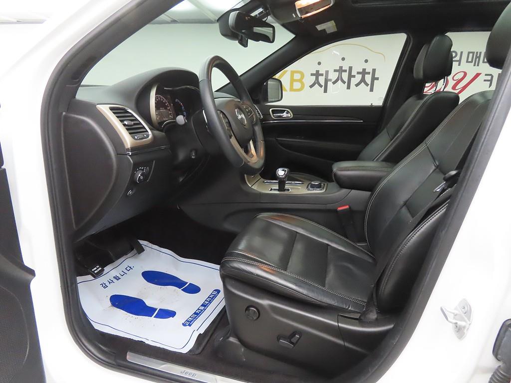 Jeep Cherokee - Vista 5