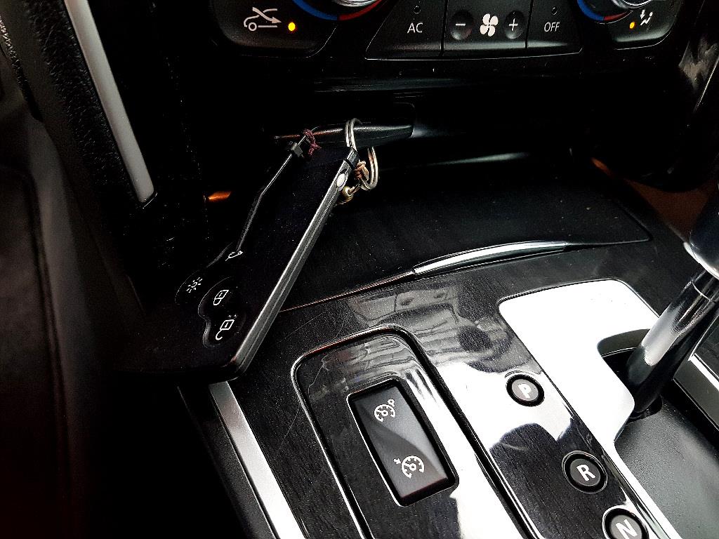 SAMSUNG SM7 2014 Plateado - Importación desde Corea - HF Imports Iquique - Foto 13