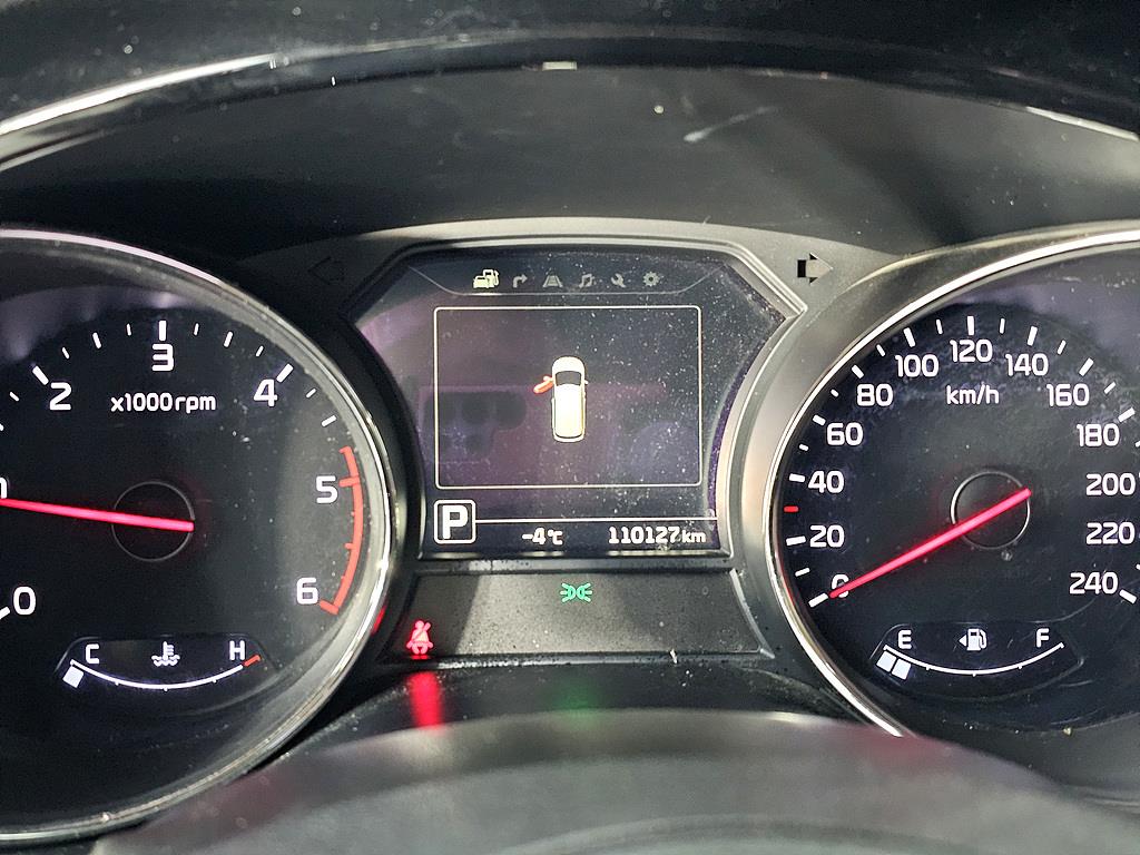 KIA Carnival - Vista 7