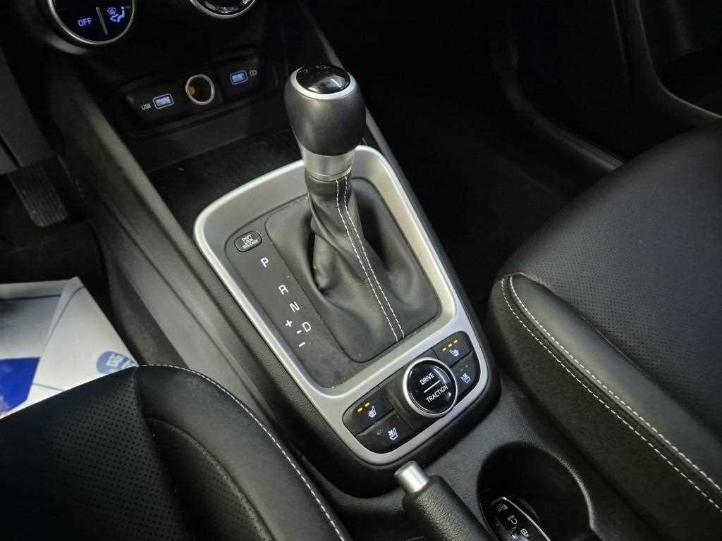 HYUNDAI Venue - Vista 8