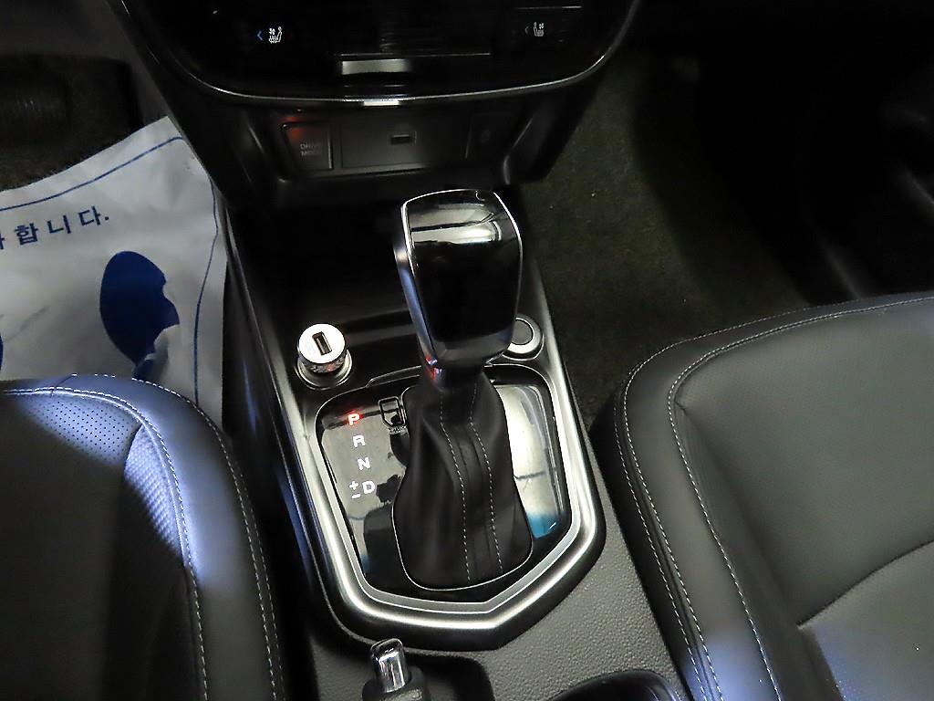 Ssangyong Tivoli - Vista 12