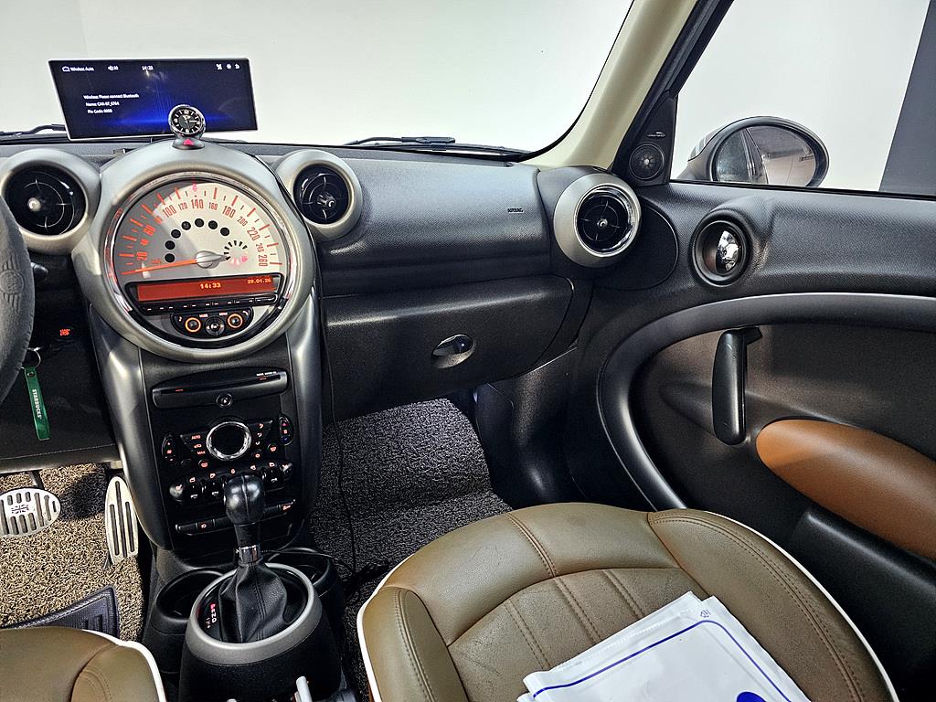 Mini Countryman - Vista 10