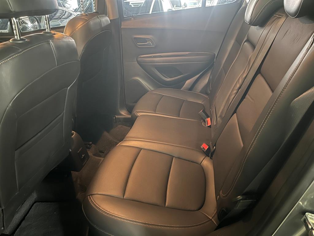 Chevrolet Trax 2019 Gris - Importación desde Corea - HF Imports Iquique - Foto 16