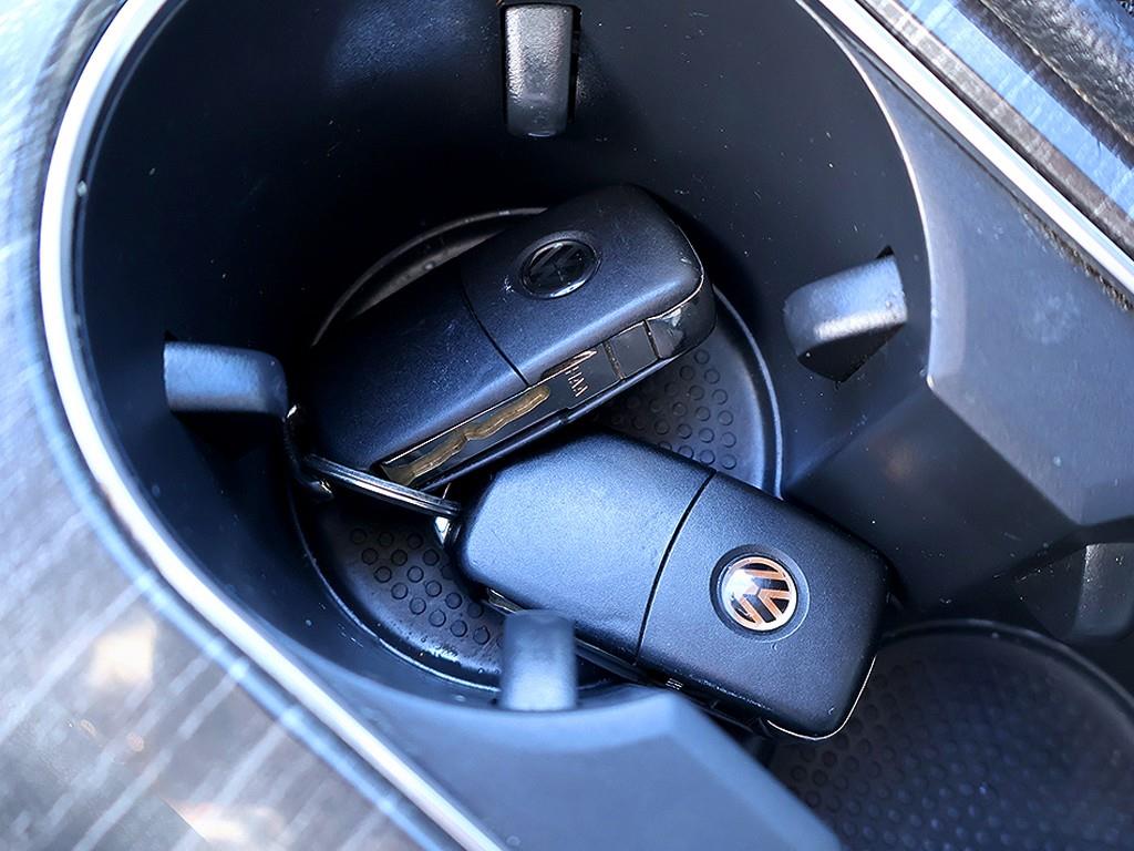 Volkswagen Passat 2018 Blanco - Importación desde Corea - HF Imports Iquique - Foto 12