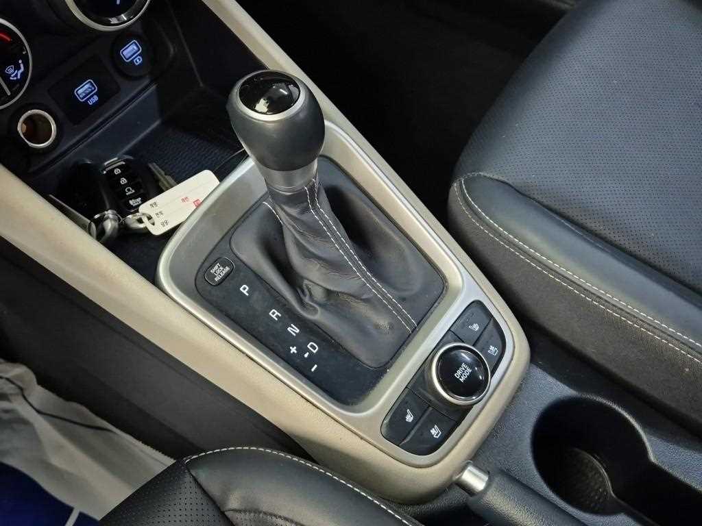 HYUNDAI Venue - Vista 8