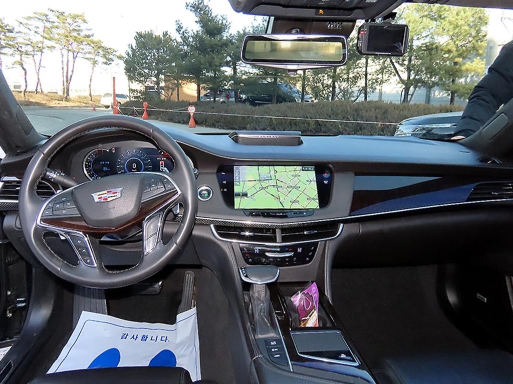 Cadillac CT6 - Vista 7