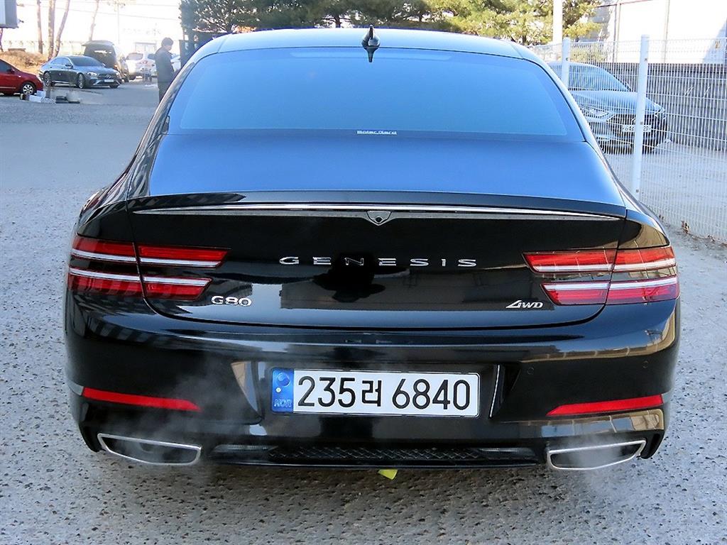 Genesis G80 - Vista 4