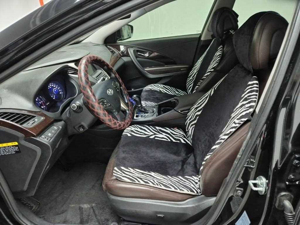 HYUNDAI Grandeur - Vista 11