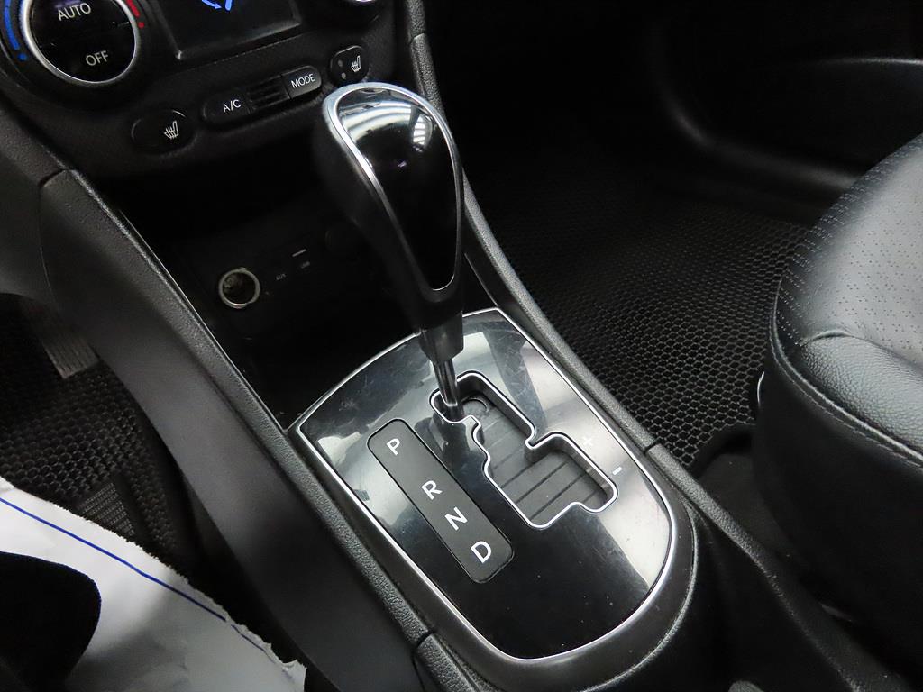 HYUNDAI Accent 2017 Blanco - Importación desde Corea - HF Imports Iquique - Foto 13