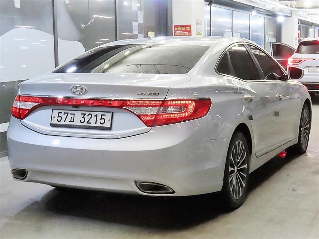 HYUNDAI Grandeur - Vista 4