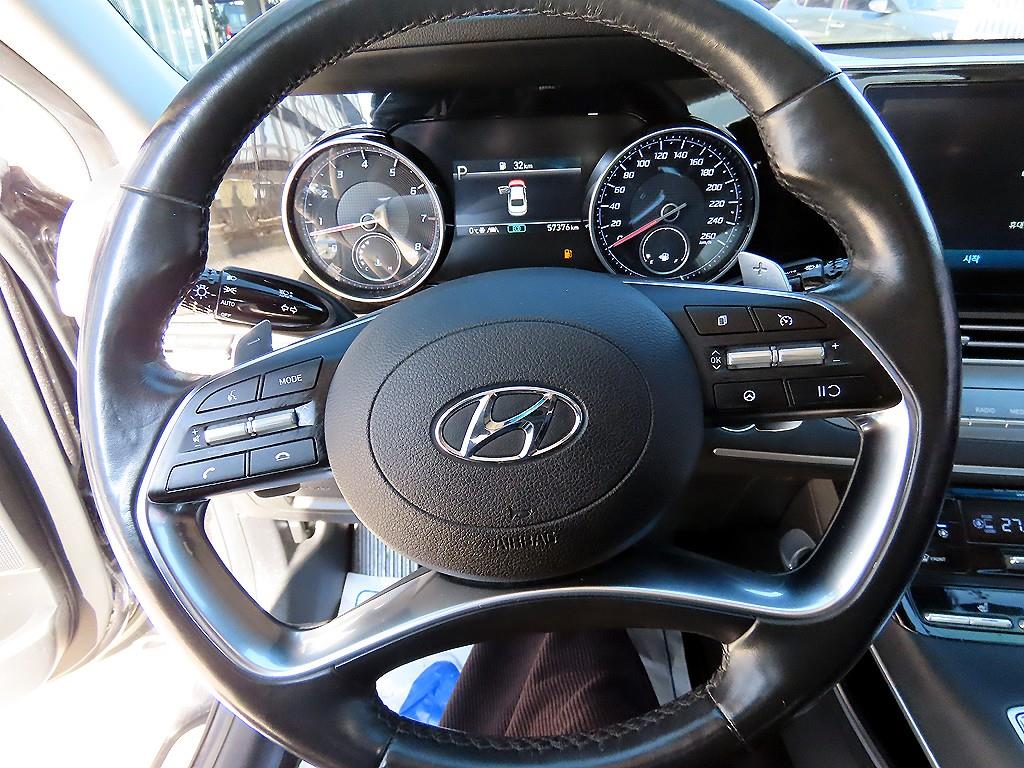 HYUNDAI Grandeur - Vista 8