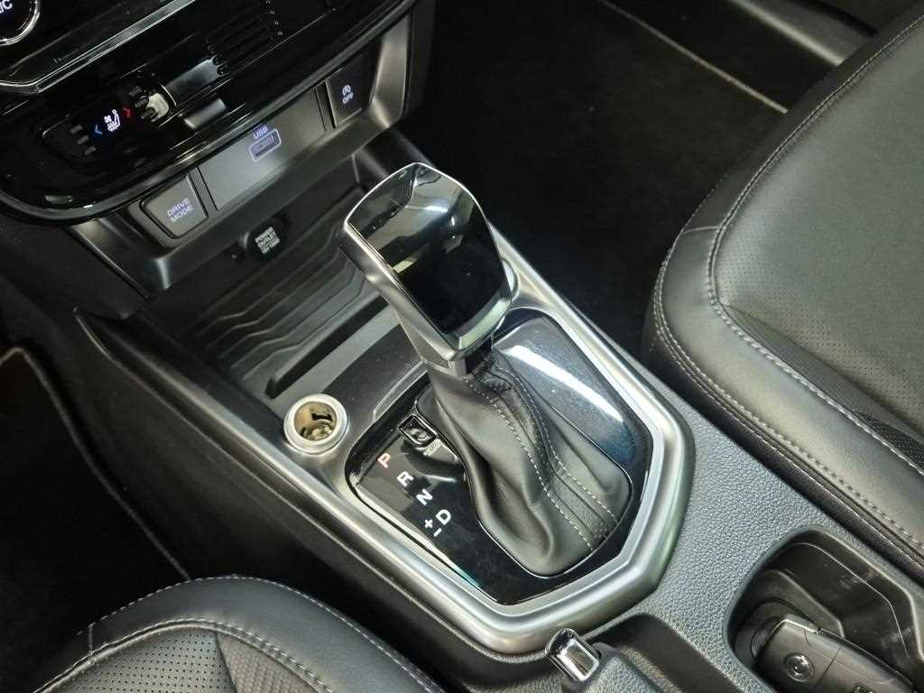 Ssangyong Tivoli - Vista 8