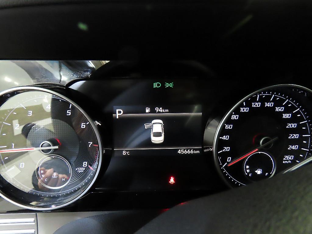 HYUNDAI Grandeur - Vista 9