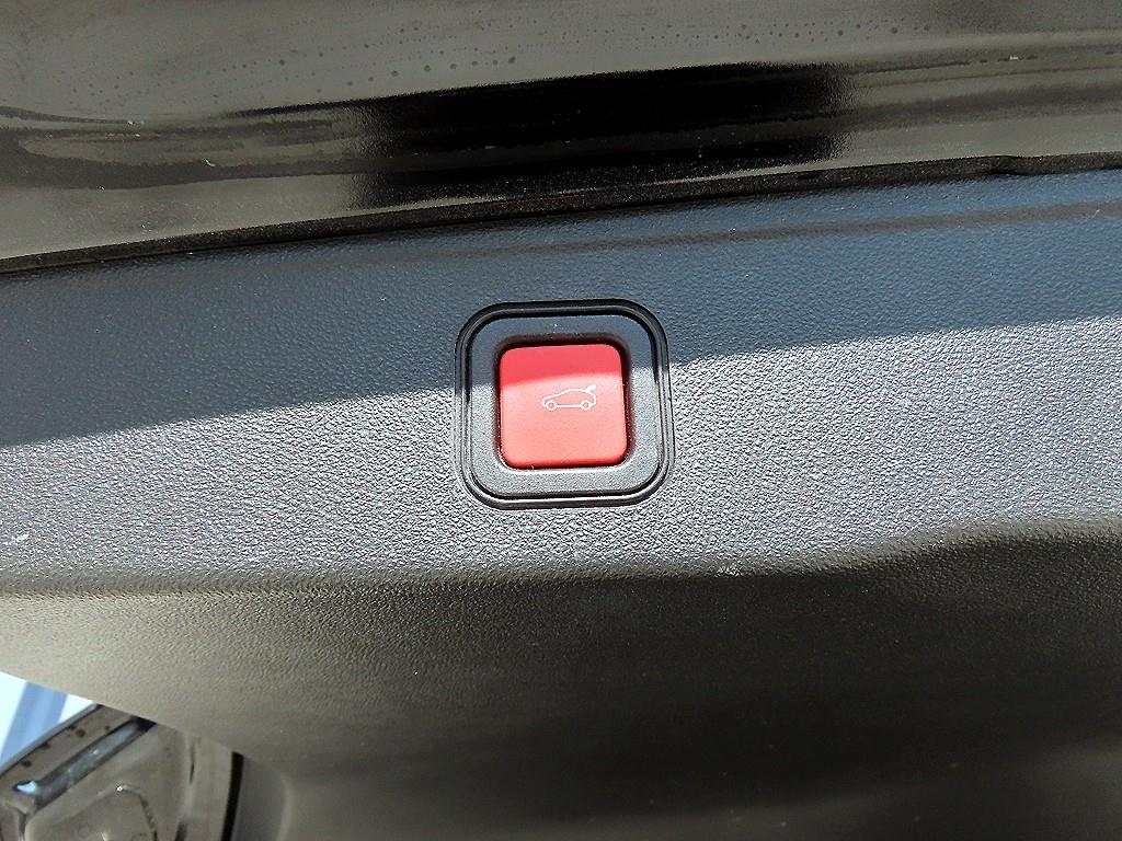 Jeep Avenger 2024 Negro - Importación desde Corea - HF Imports Iquique - Foto 15