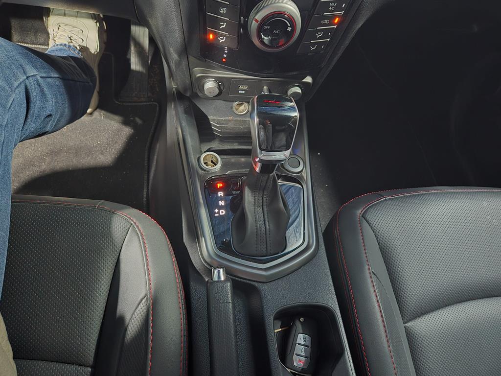 Ssangyong Tivoli - Vista 12