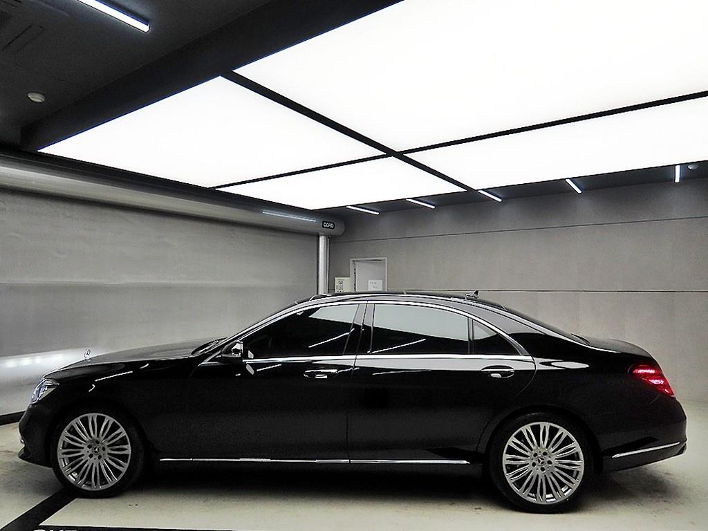 Mercedes Benz S Class - Vista 4
