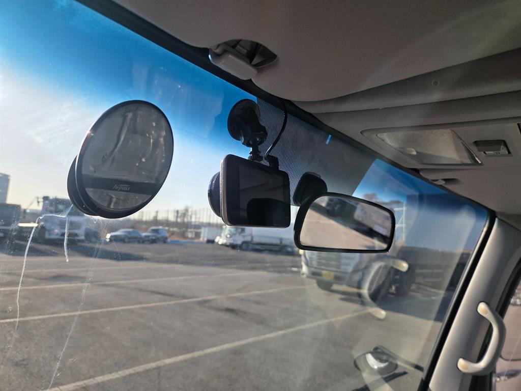 medium and large cargo truck 2018 Blanco - Importación desde Corea - HF Imports Iquique - Foto 13