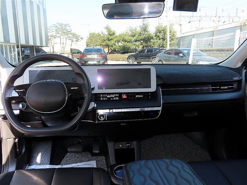 HYUNDAI Ioniq 5 - Vista 7