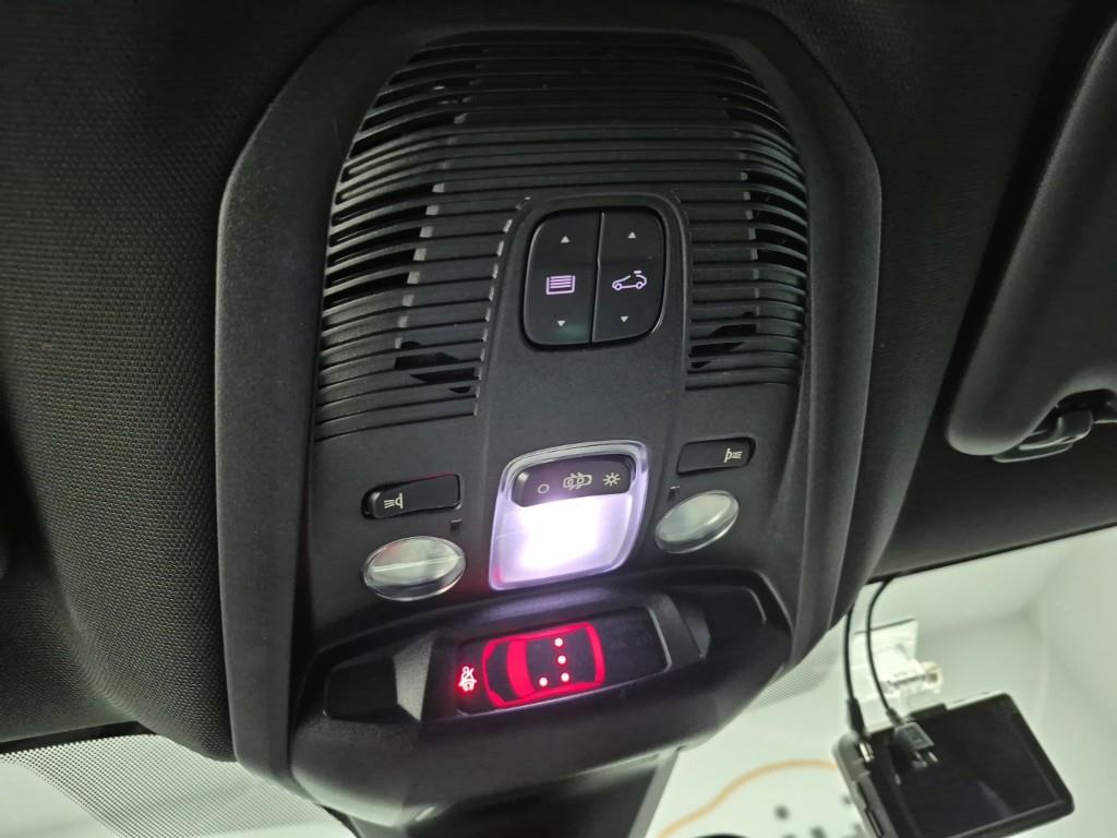 Peugeot 3008 2019 Negro - Importación desde Corea - HF Imports Iquique - Foto 18