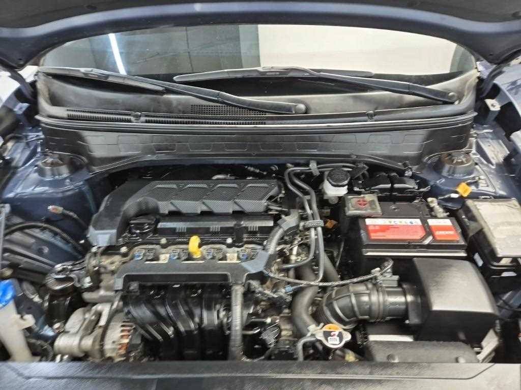 HYUNDAI Venue - Vista 5