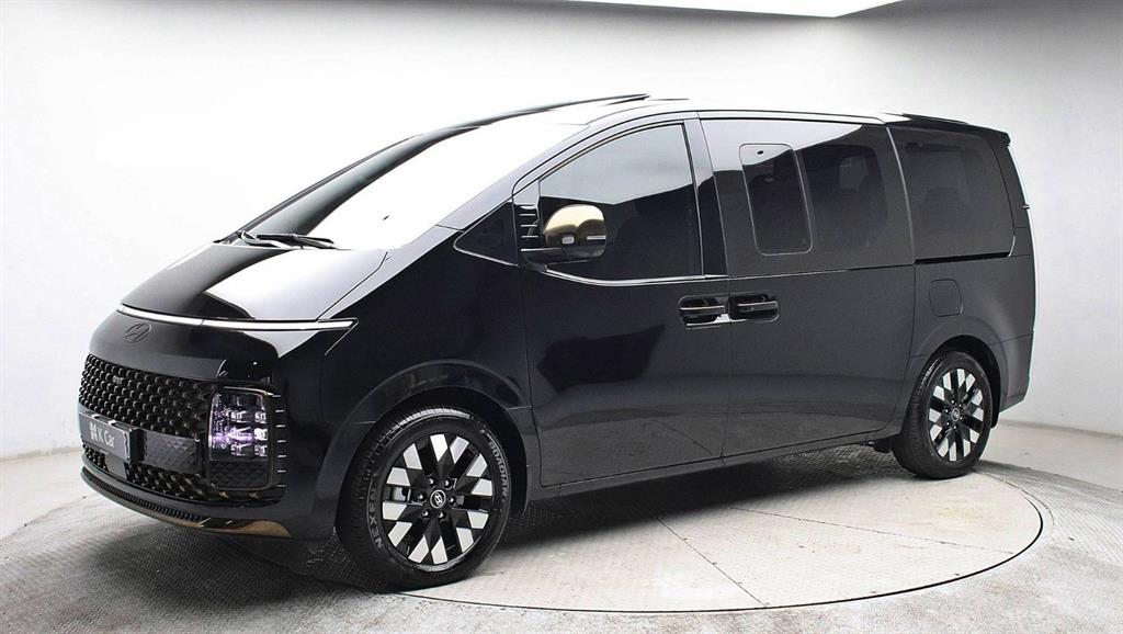 HYUNDAI Staria - Vista 7