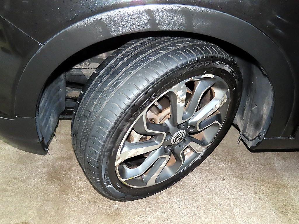 Ssangyong Tivoli 2015 Negro - Importación desde Corea - HF Imports Iquique - Foto 20