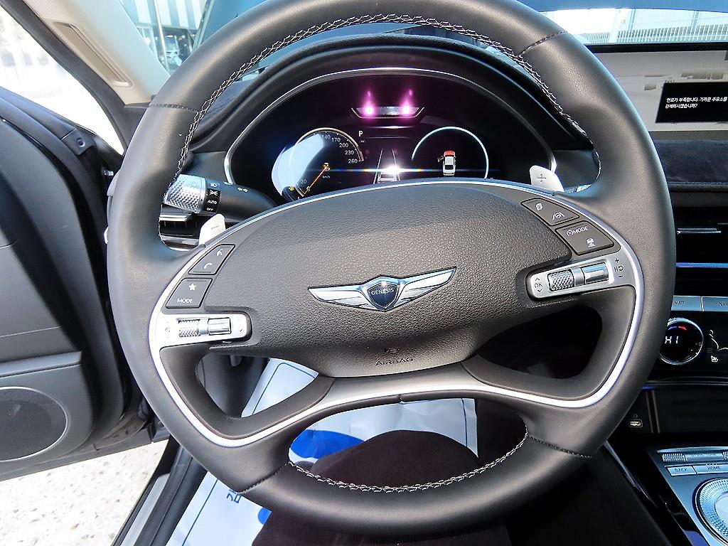 Genesis G80 - Vista 8