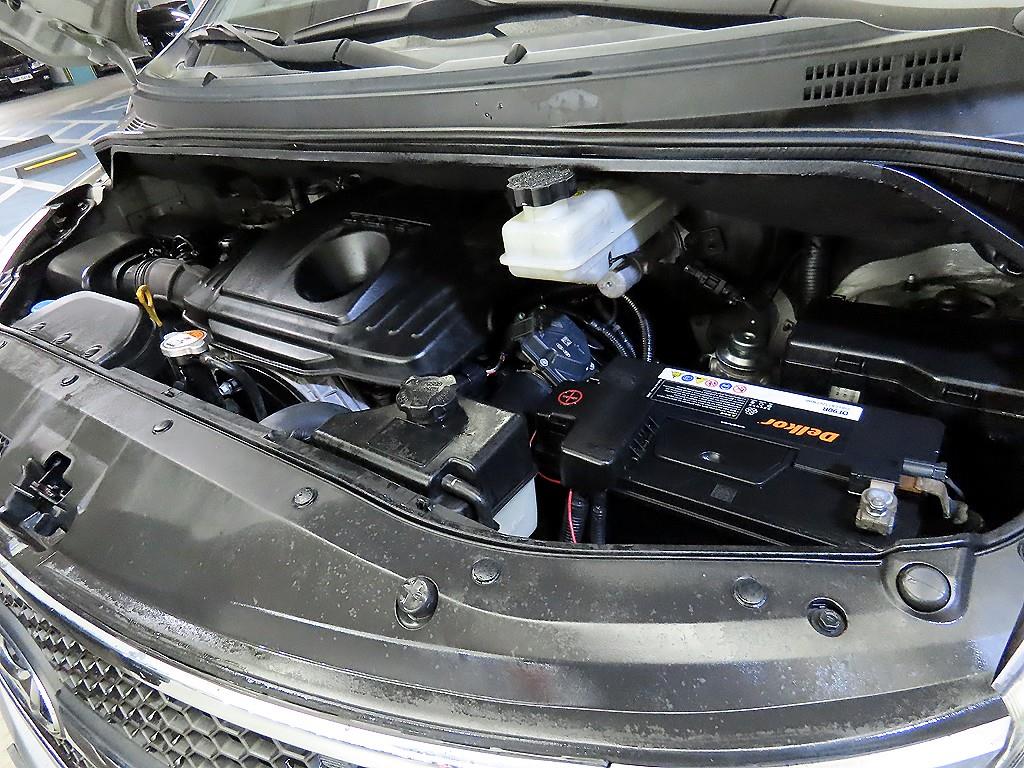 HYUNDAI Starex 2016 Plateado - Importación desde Corea - HF Imports Iquique - Foto 19