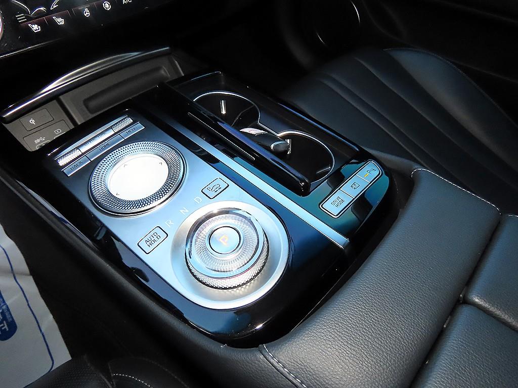 Genesis G80 - Vista 11