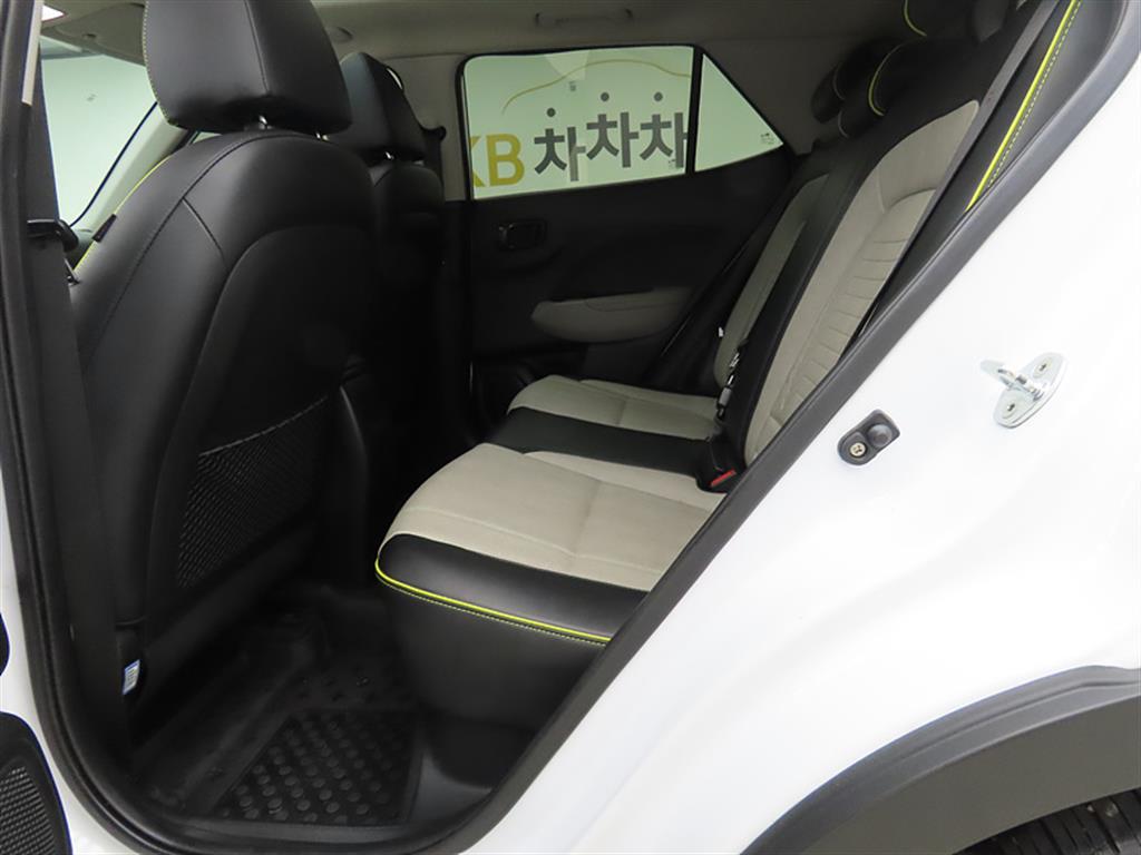 HYUNDAI Venue - Vista 6