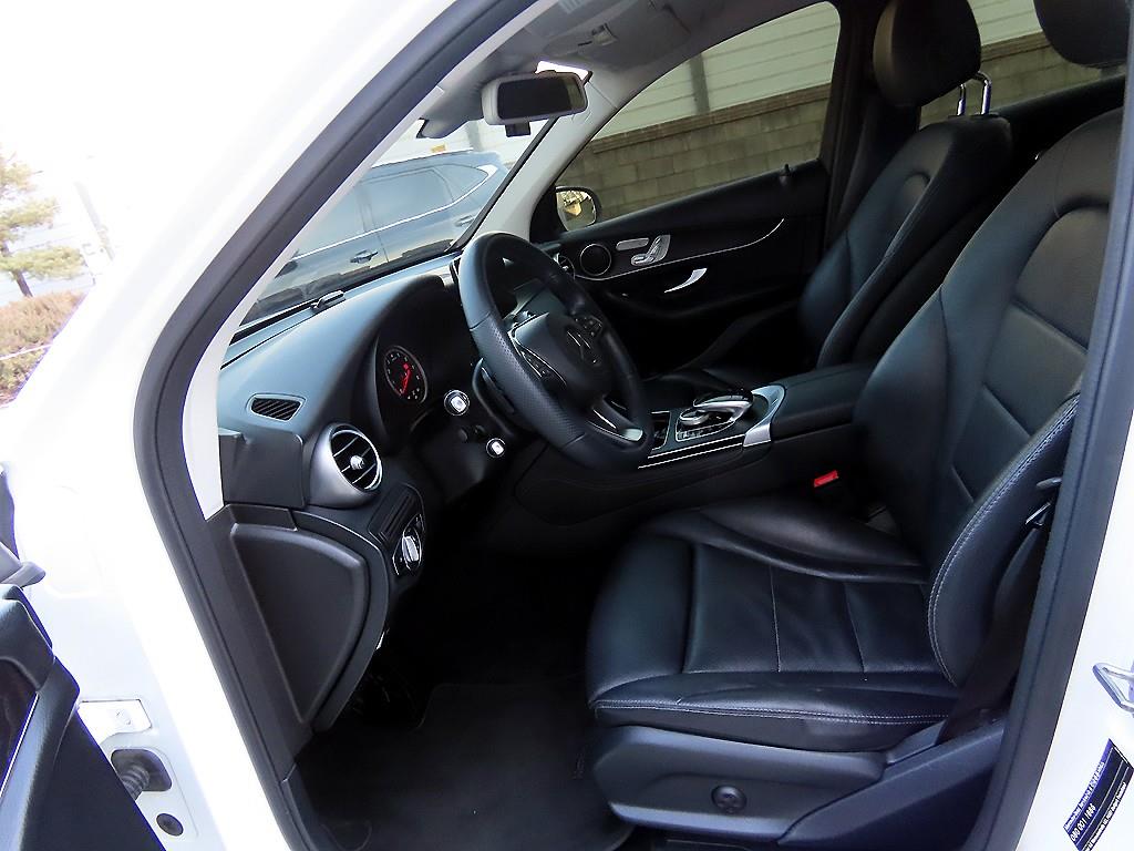 Mercedes Benz GLC Class - Vista 5