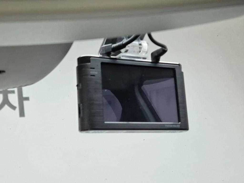 SAMSUNG QM3 2018 Blanco - Importación desde Corea - HF Imports Iquique - Foto 17