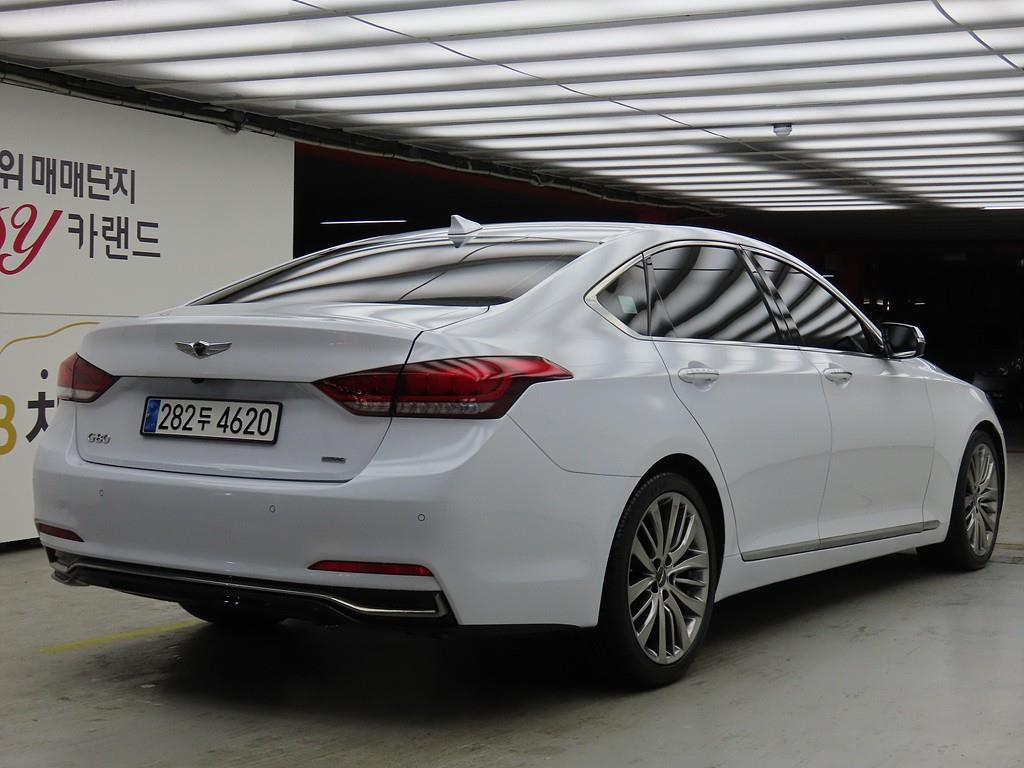 Genesis G80 - Vista 4