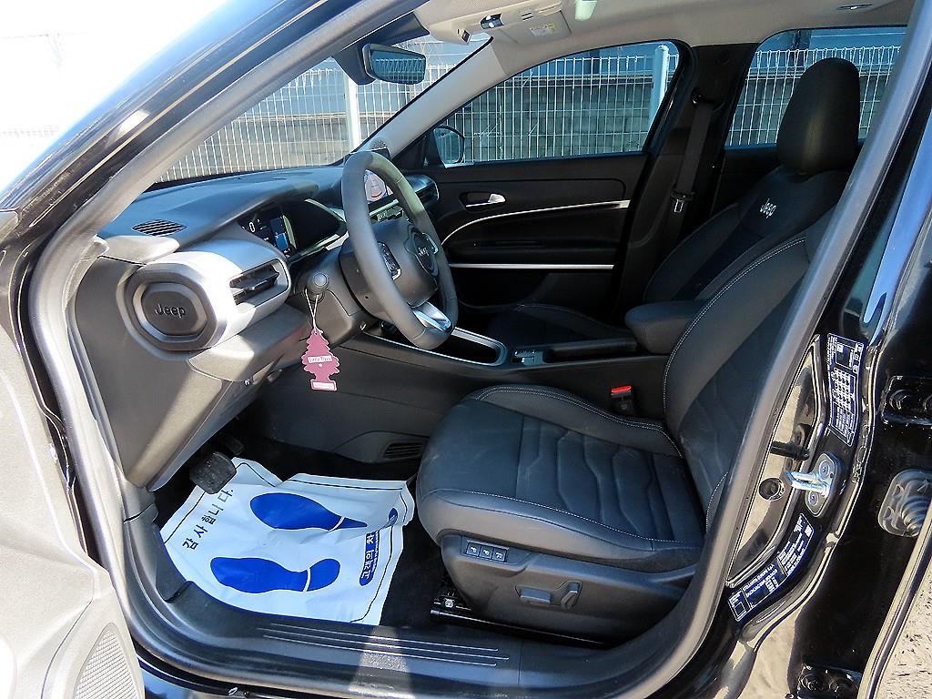 Jeep Avenger - Vista 5