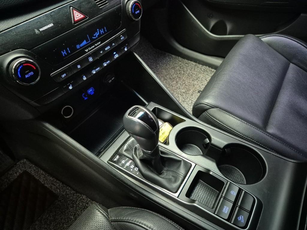 HYUNDAI Tucson - Vista 8