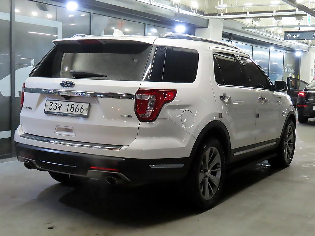 Ford Explorer - Vista 4