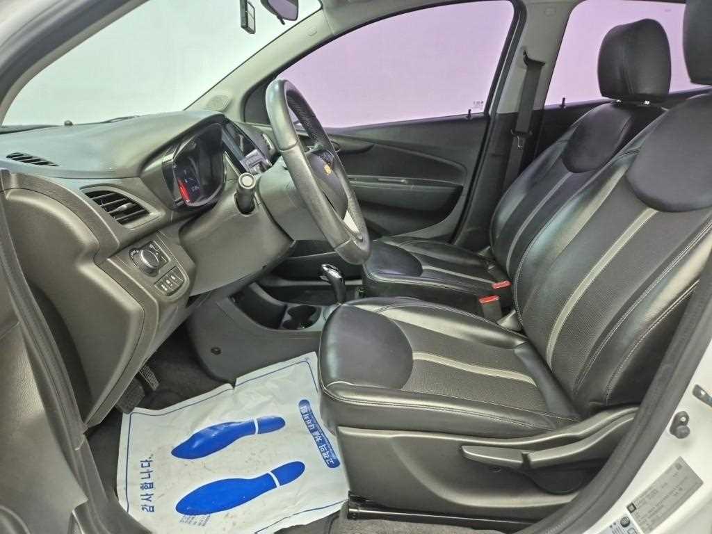 Chevrolet Spark - Vista 11