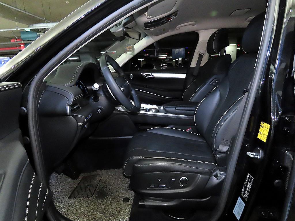 Genesis GV80 - Vista 6