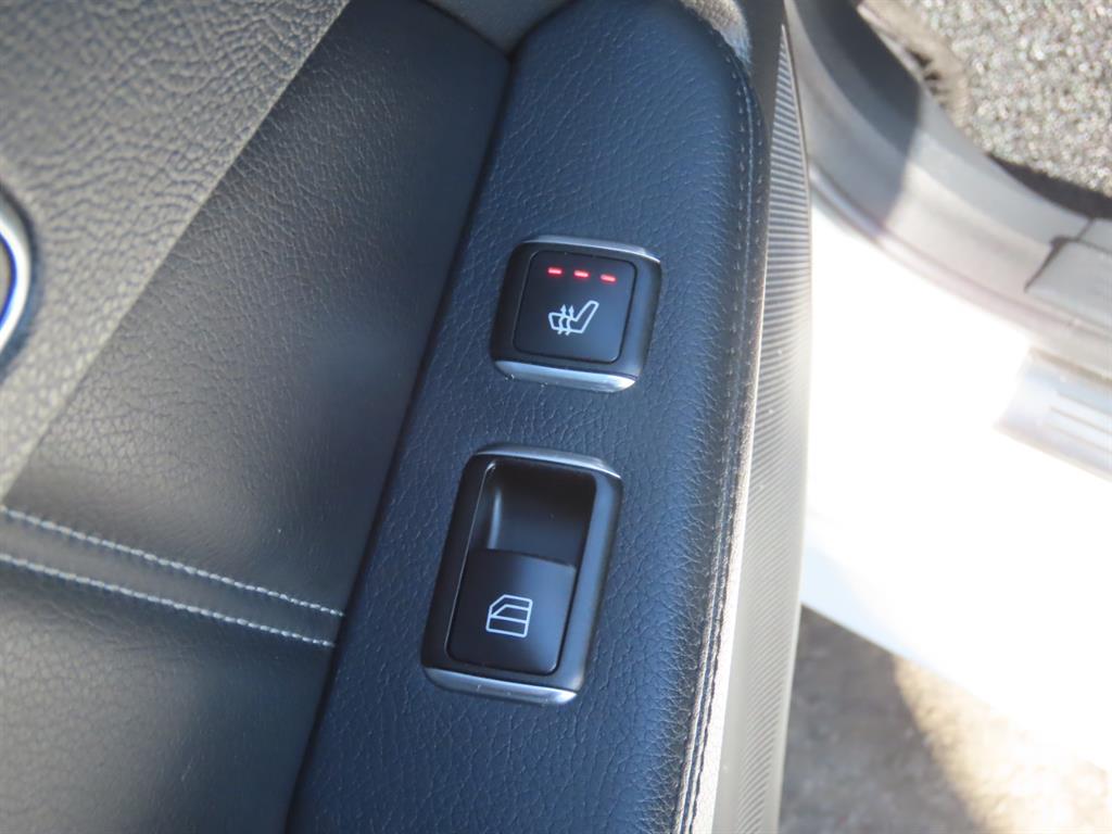 Mercedes Benz E class - Vista 11