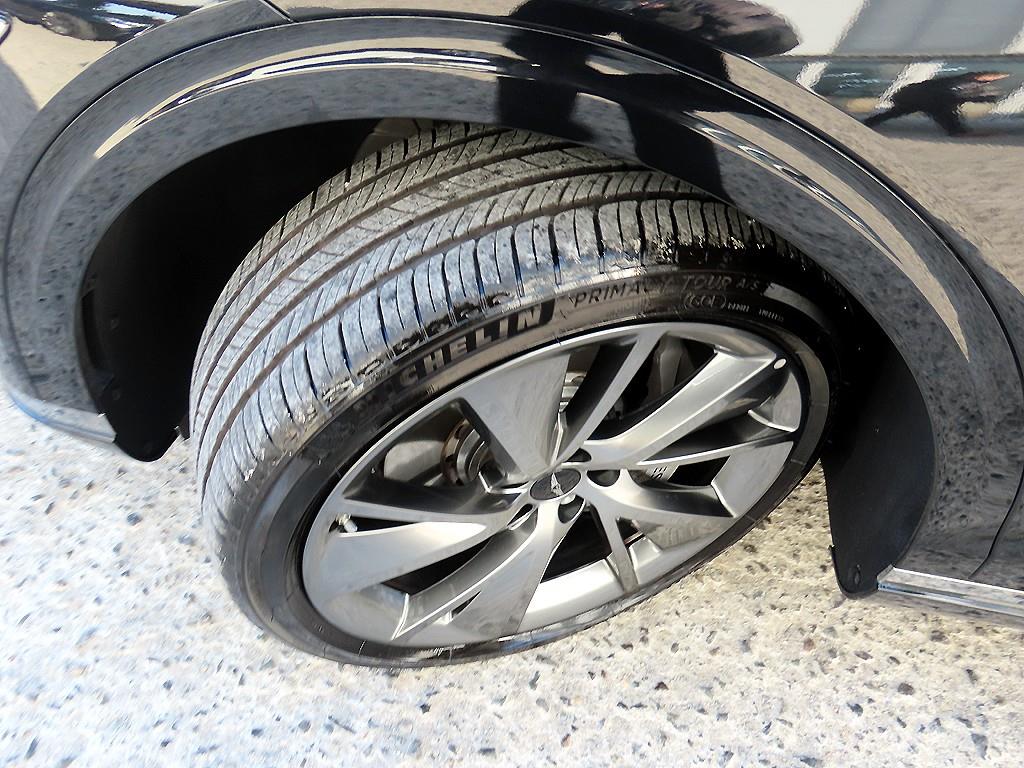 Genesis GV70 2025 Negro - Importación desde Corea - HF Imports Iquique - Foto 20