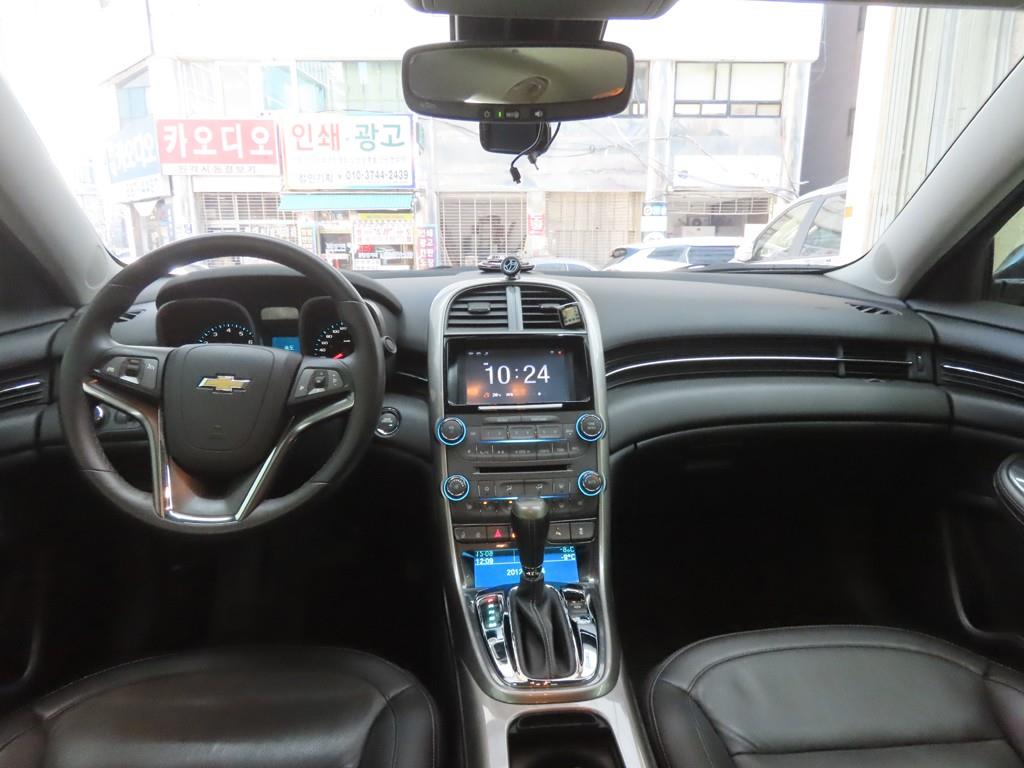 Chevrolet Malibu - Vista 7