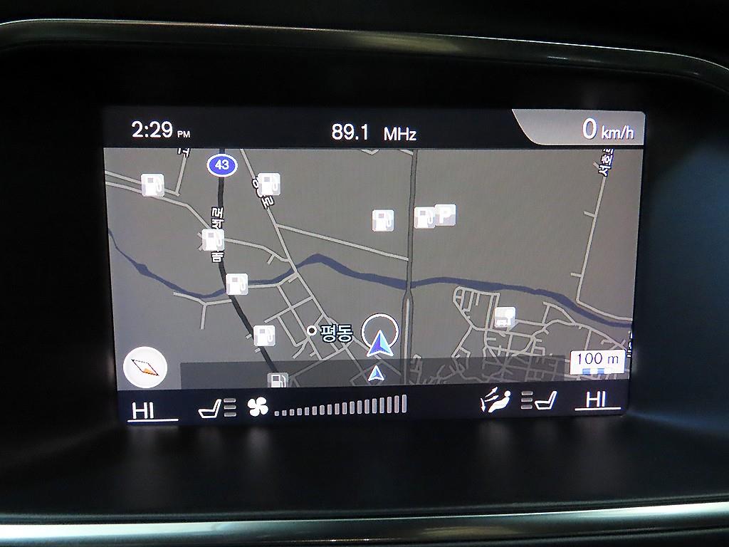 Volvo V40 2019 Gris - Importación desde Corea - HF Imports Iquique - Foto 15