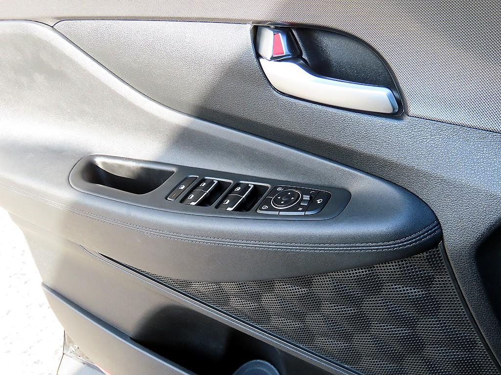 HYUNDAI Santa Fe - Vista 11