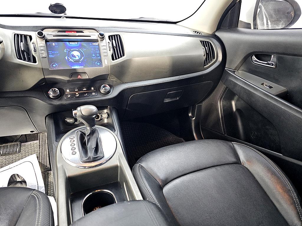 KIA Sportage - Vista 10