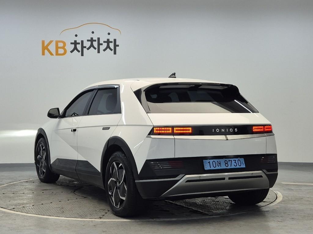 HYUNDAI Ioniq 5 - Vista 2