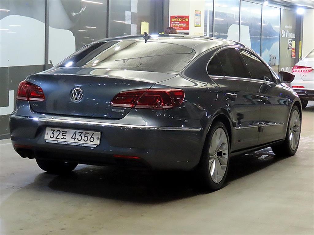 Volkswagen CC - Vista 4